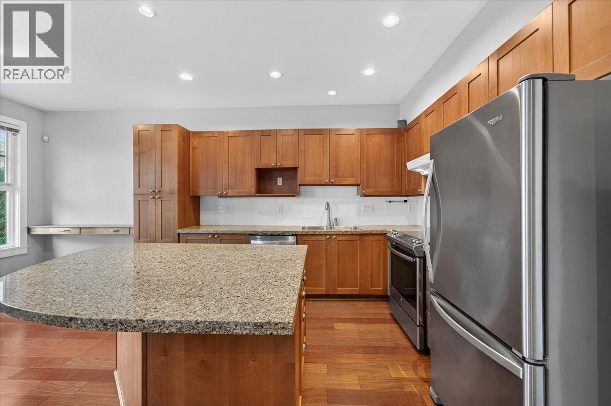 54 19452 FRASER WAY, Pitt Meadows