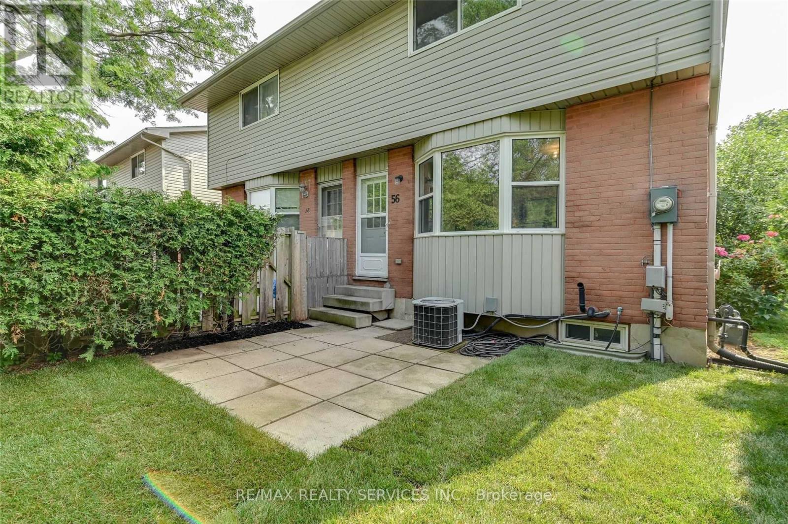 #56 1250 JALNA BOULEVARD - 32