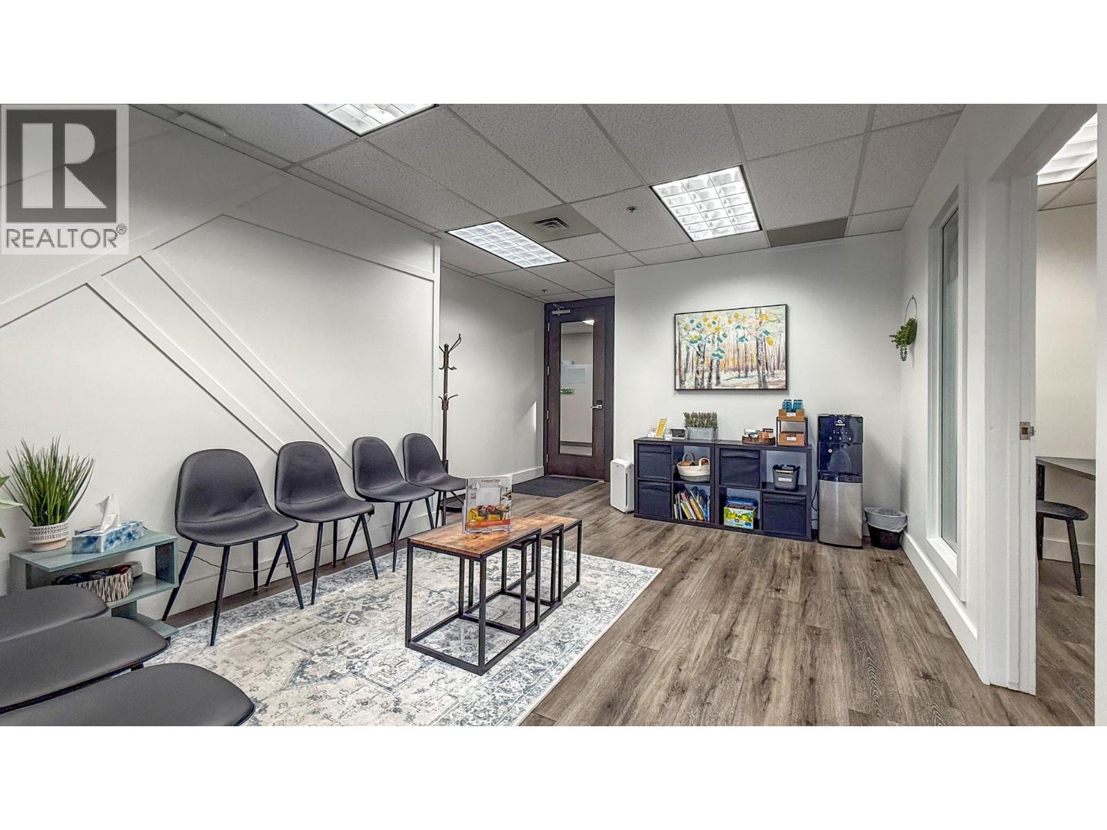 202 1626 Richter Street, Kelowna