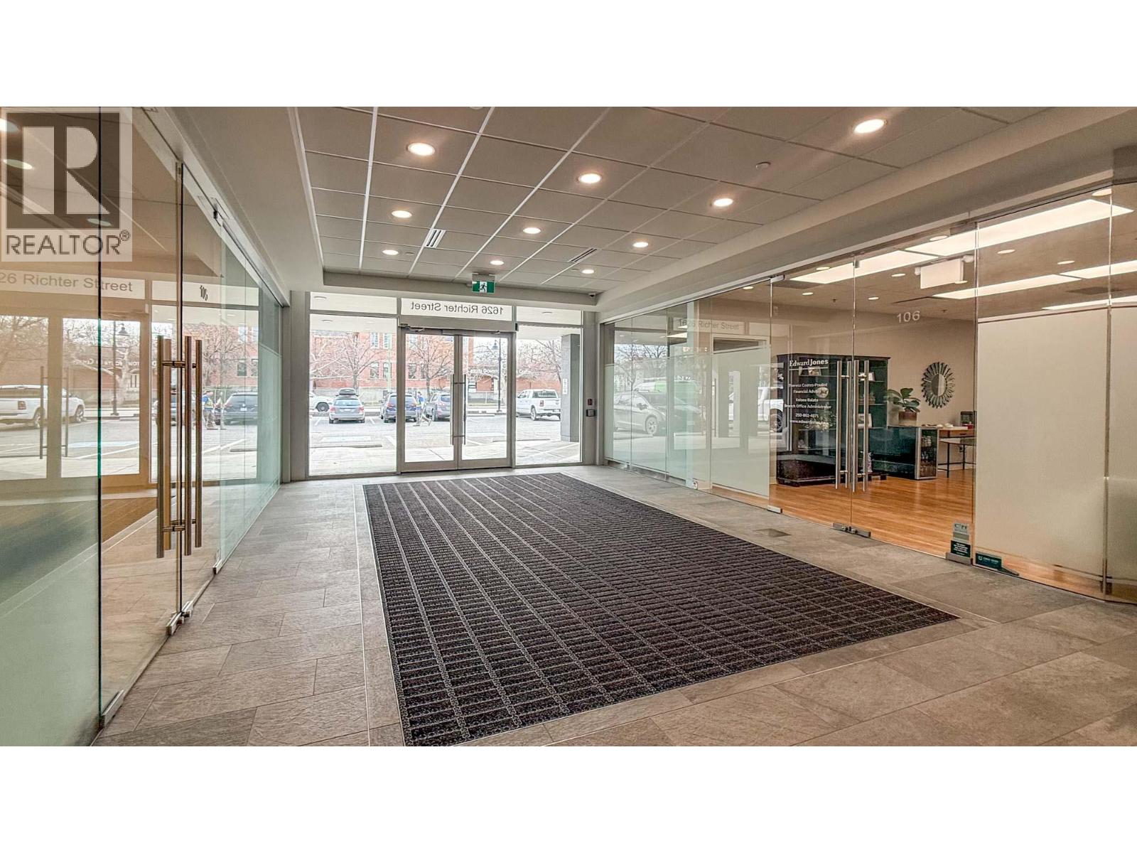 202 1626 Richter Street, Kelowna