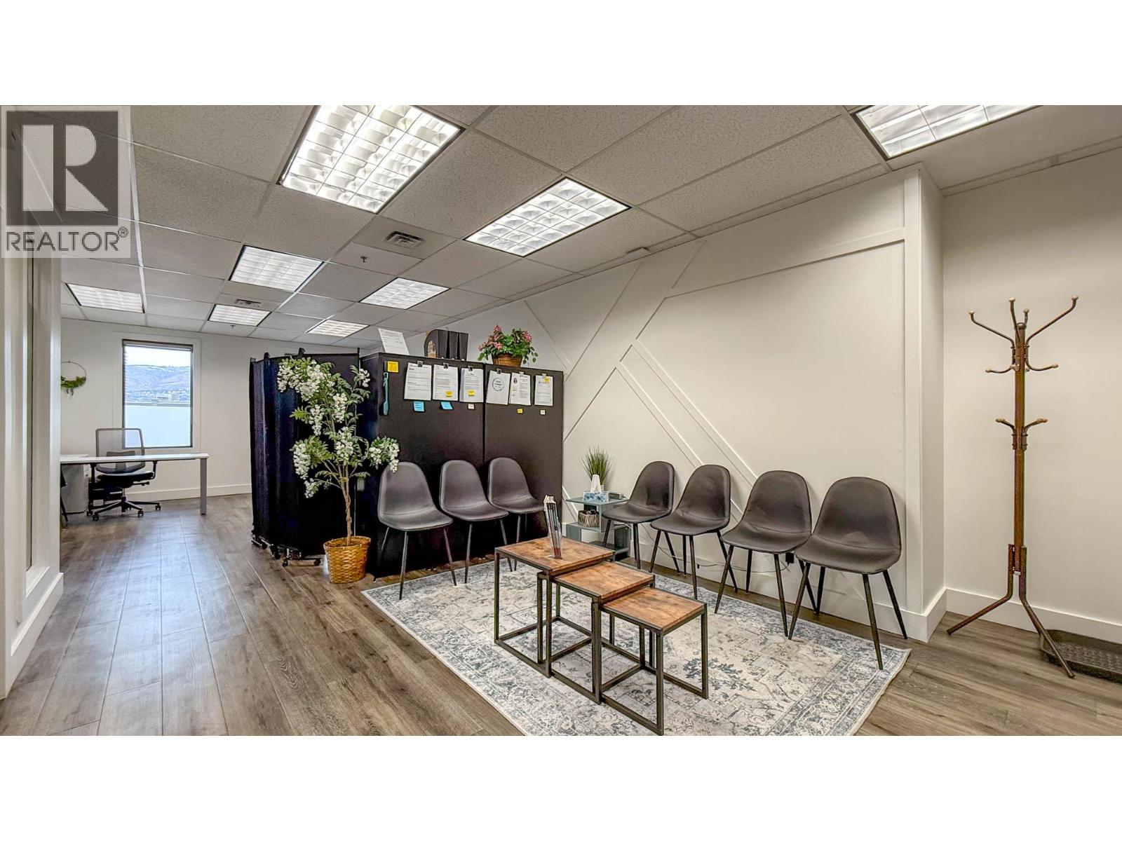 202 1626 Richter Street, Kelowna