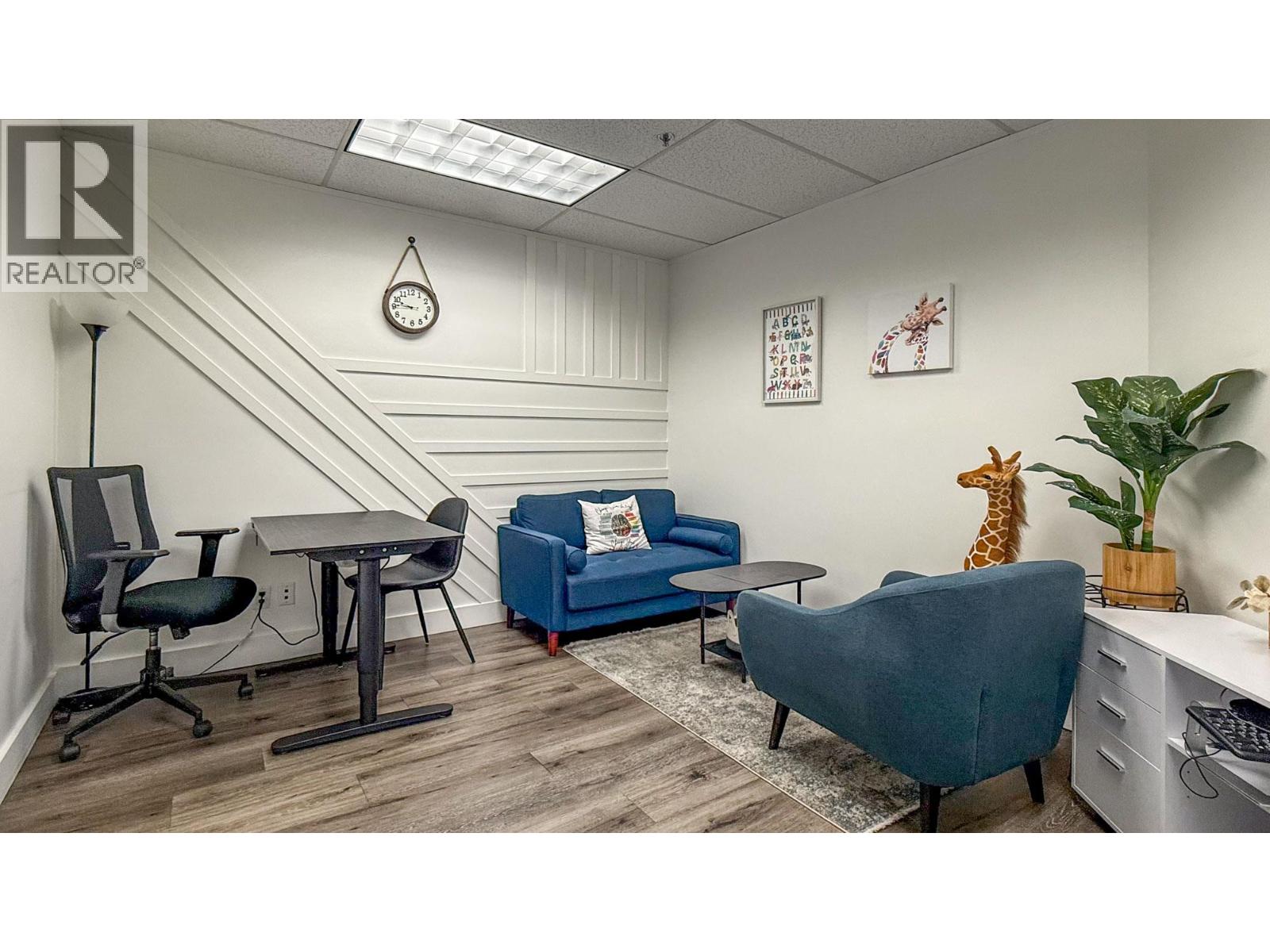 202 1626 Richter Street, Kelowna