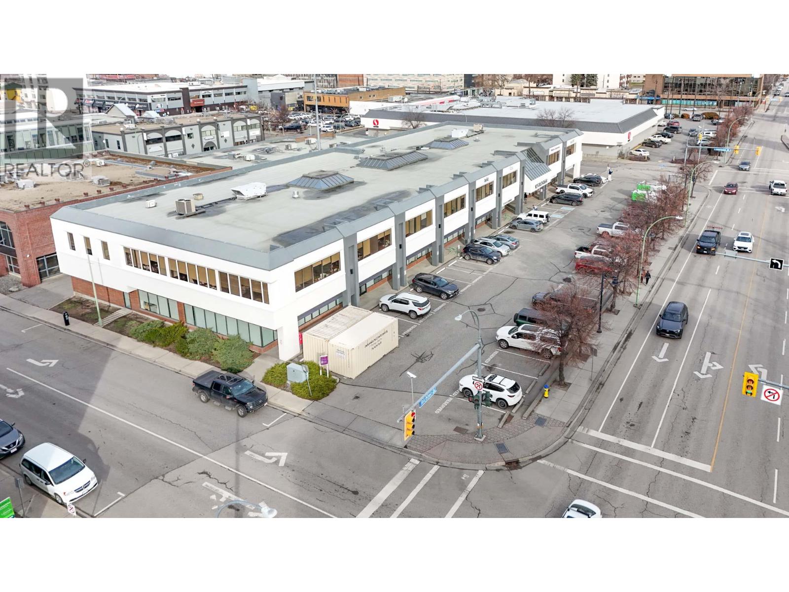 202 1626 Richter Street, Kelowna