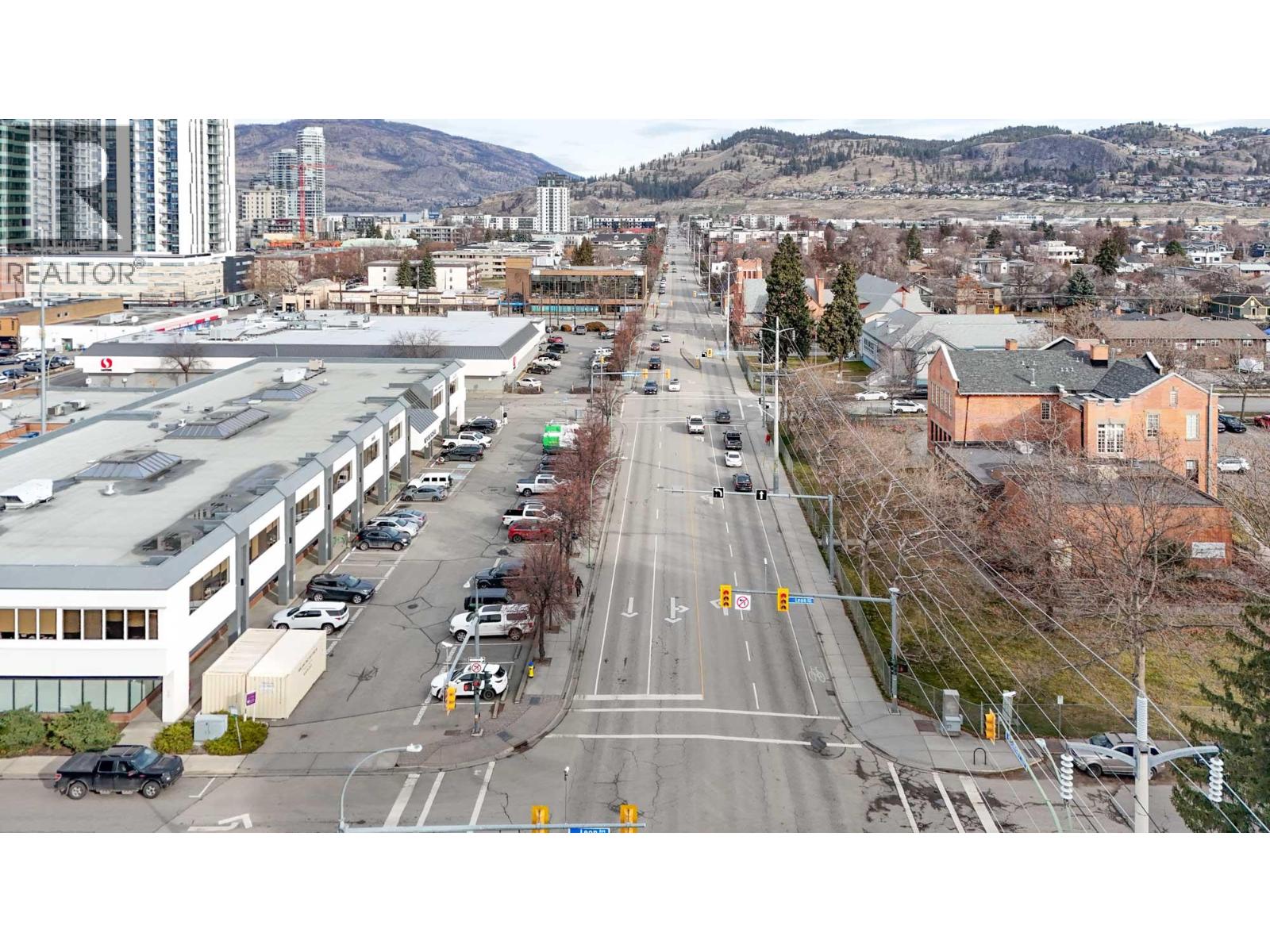 202 1626 Richter Street, Kelowna