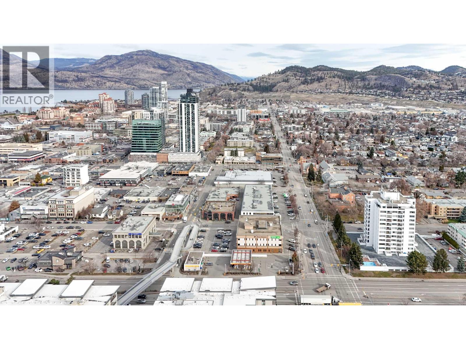 202 1626 Richter Street, Kelowna