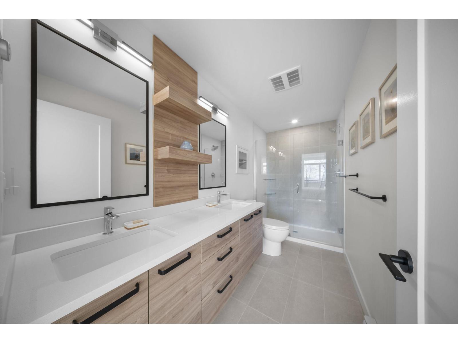 211 33920 BEST AVENUE, Mission