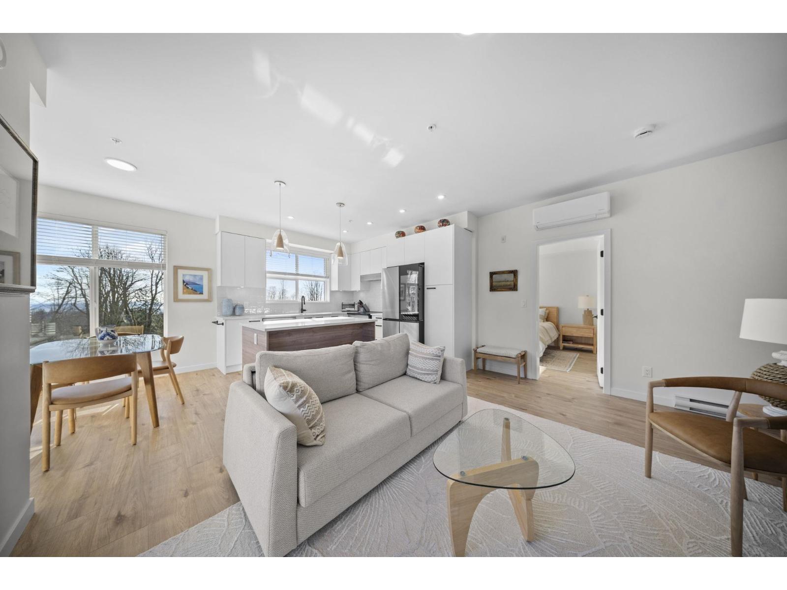 211 33920 BEST AVENUE, Mission