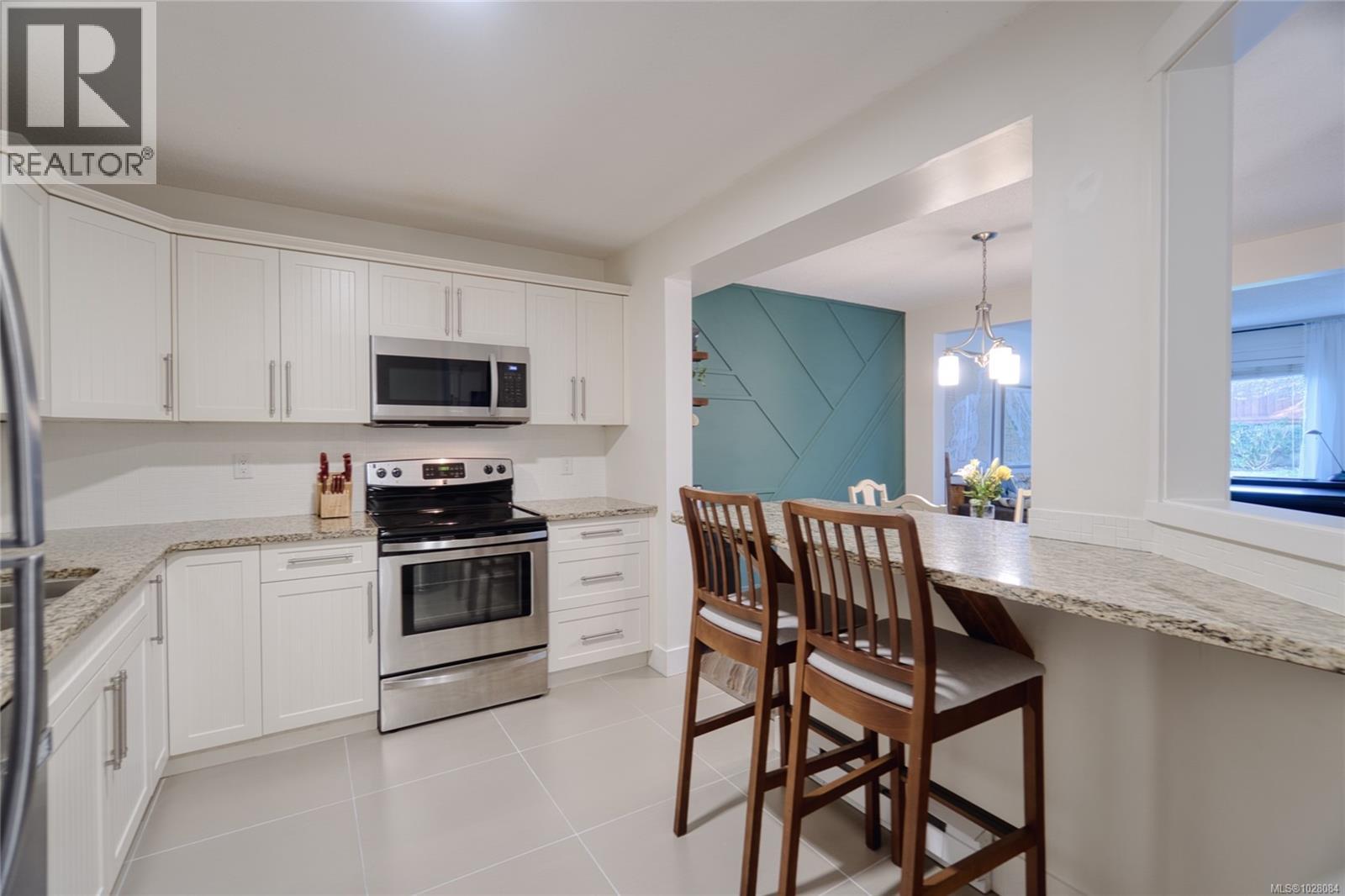 #12 3250 ROSS RD - 10