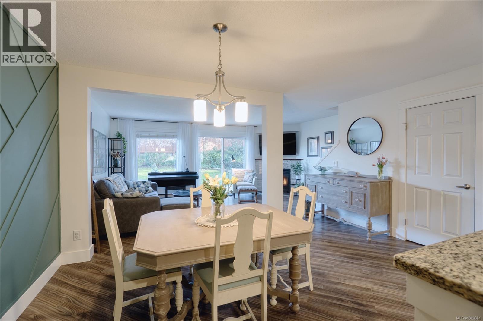 #12 3250 ROSS RD - 19