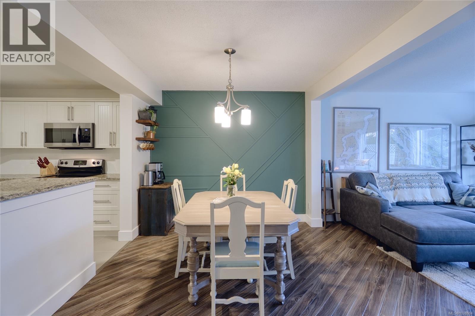 #12 3250 ROSS RD - 16