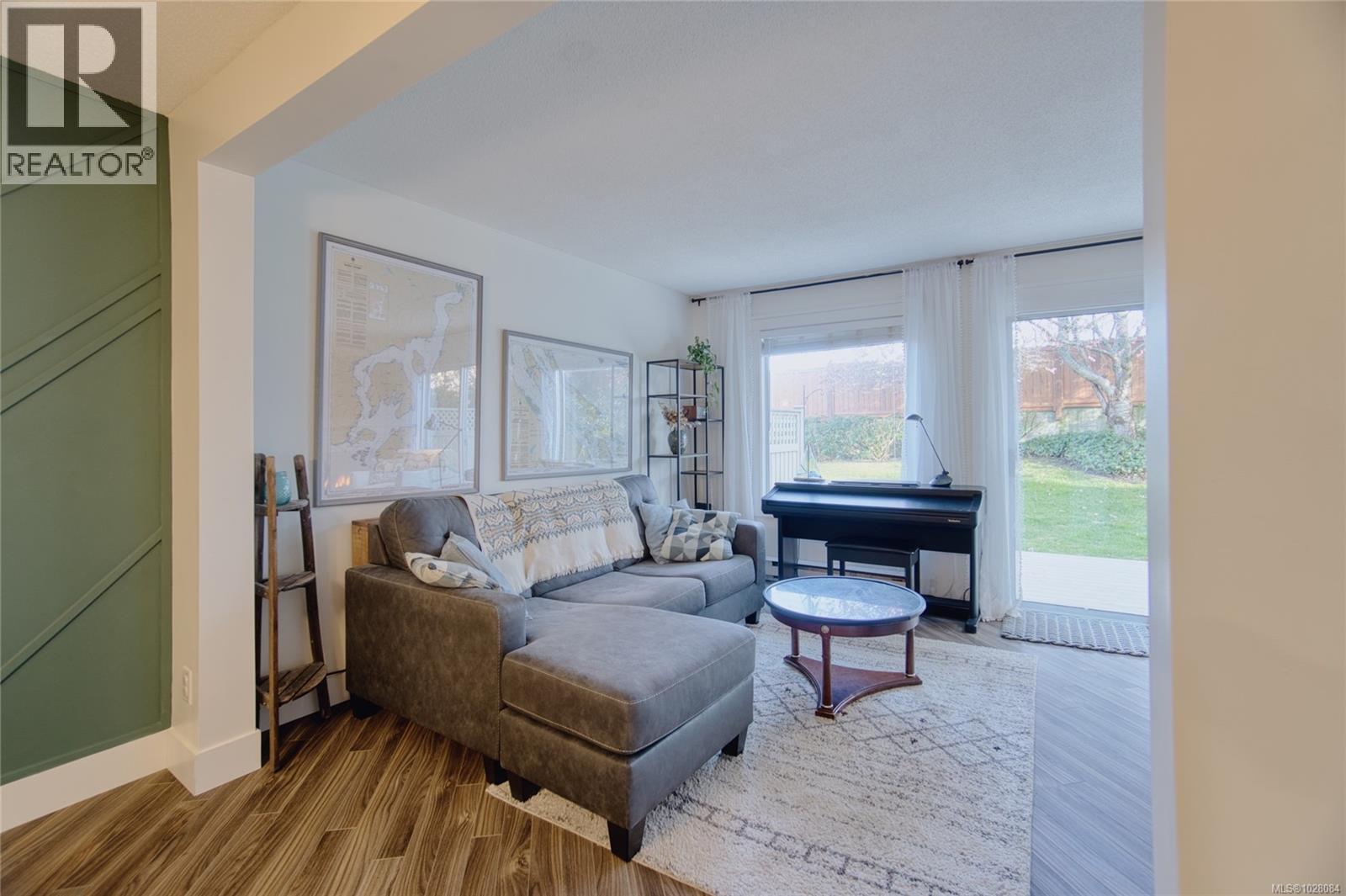 #12 3250 ROSS RD - 22