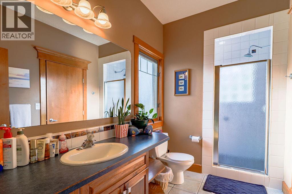 4931 MOUNTAIN VIEW Drive, Fairmont Hot Springs