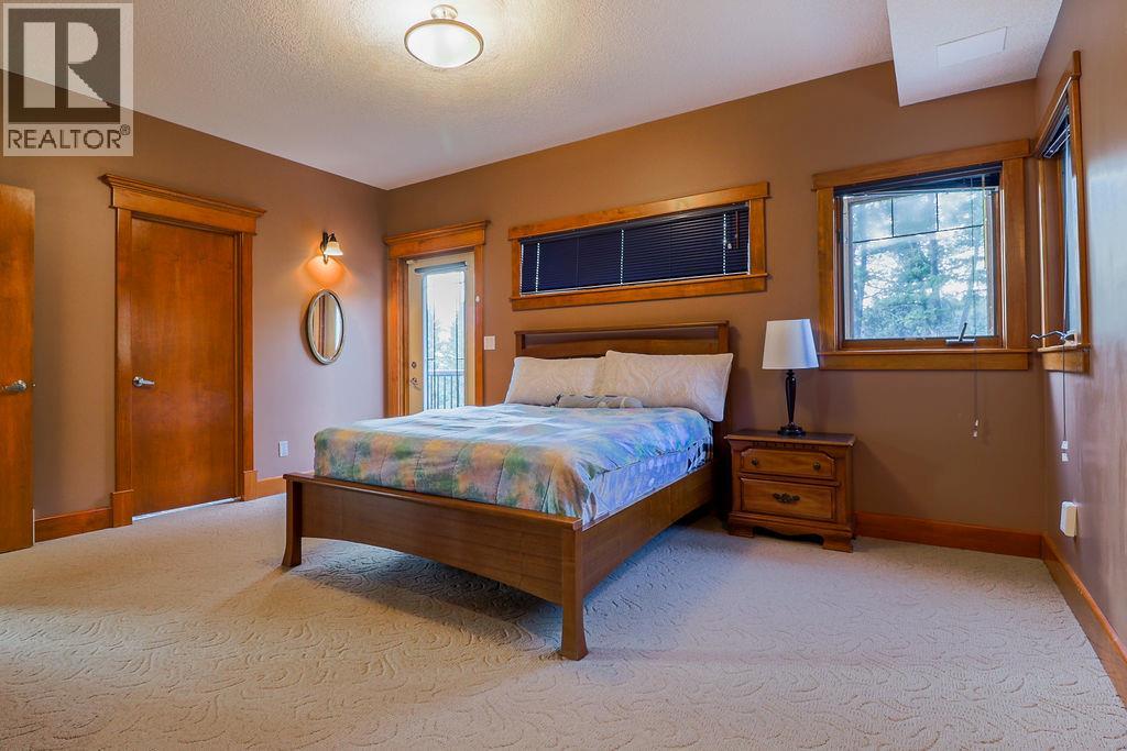 4931 MOUNTAIN VIEW Drive, Fairmont Hot Springs