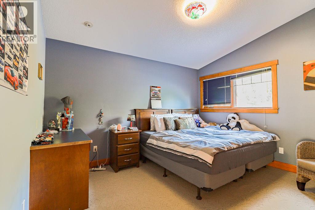 4931 MOUNTAIN VIEW Drive, Fairmont Hot Springs