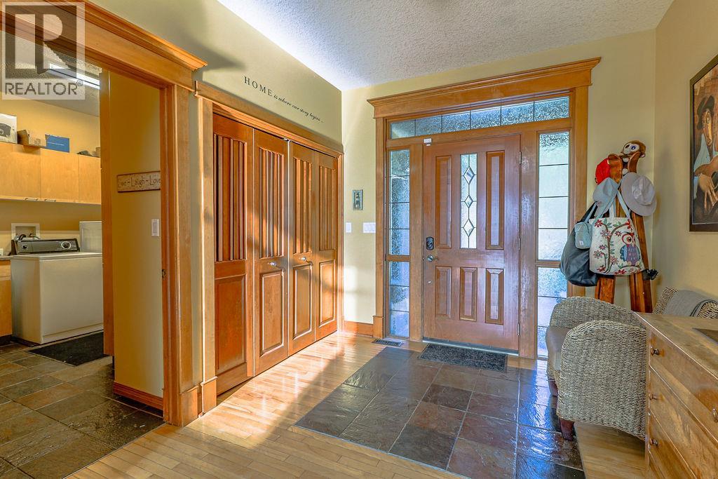 4931 MOUNTAIN VIEW Drive, Fairmont Hot Springs