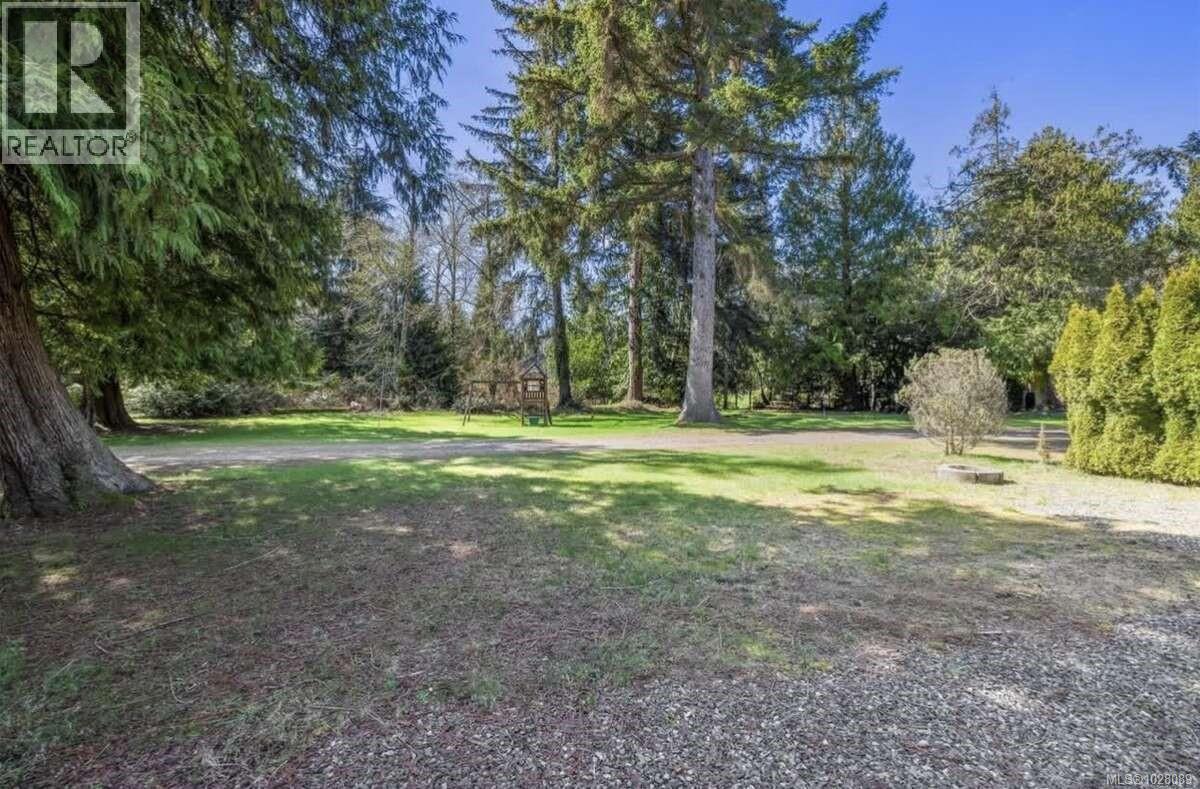 53 6050 Island Hwy W, Qualicum Beach