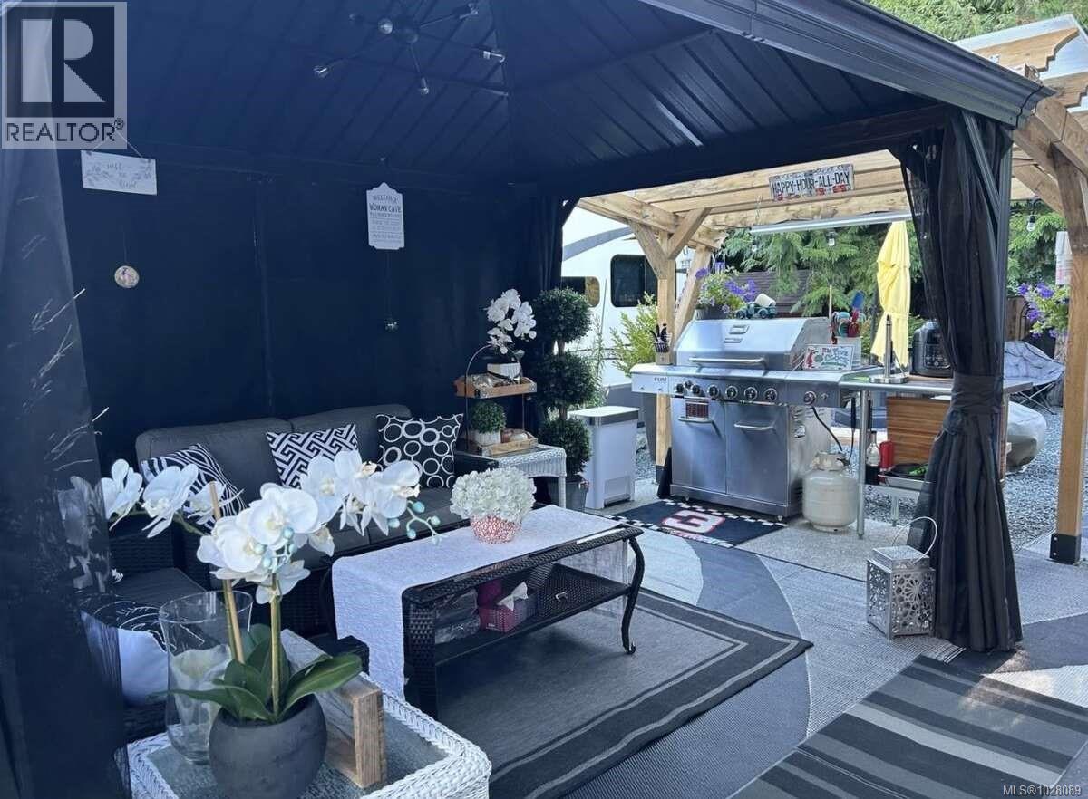 53 6050 Island Hwy W, Qualicum Beach