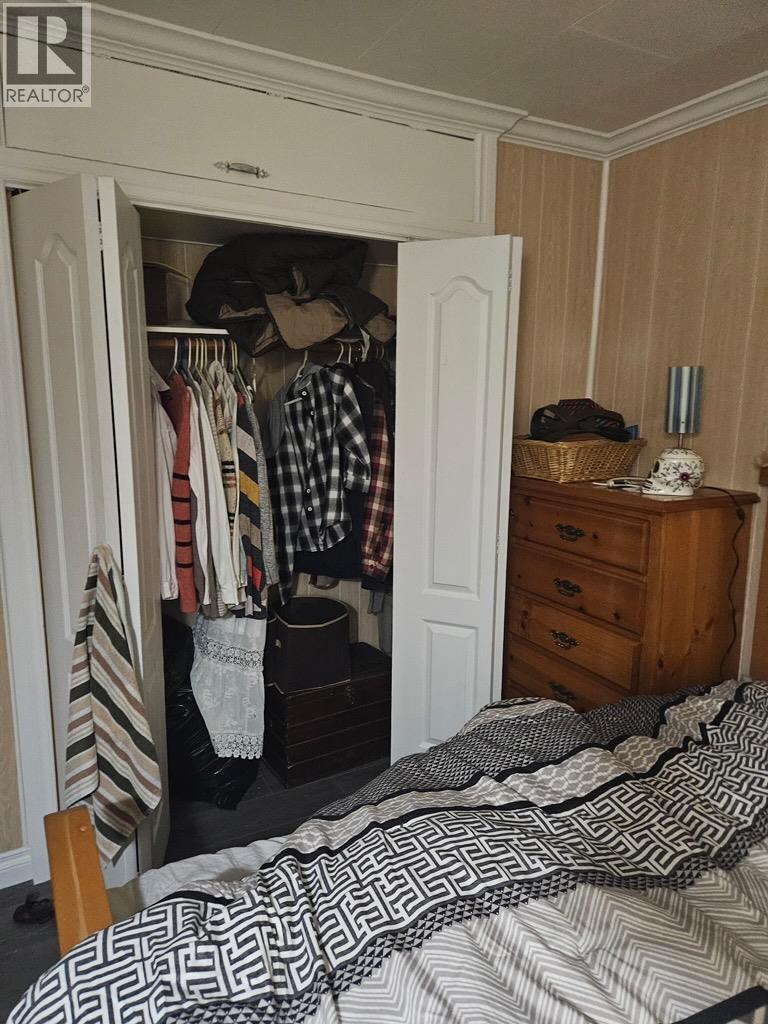 396 HOY LANE, Quesnel