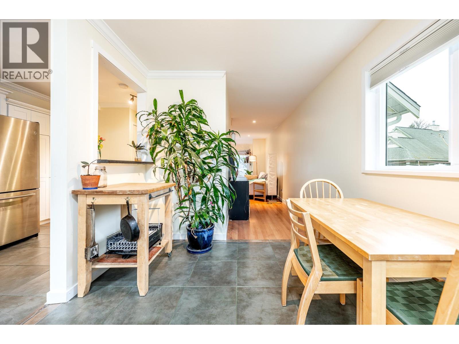 1 38468 WILSON CRESCENT, Squamish