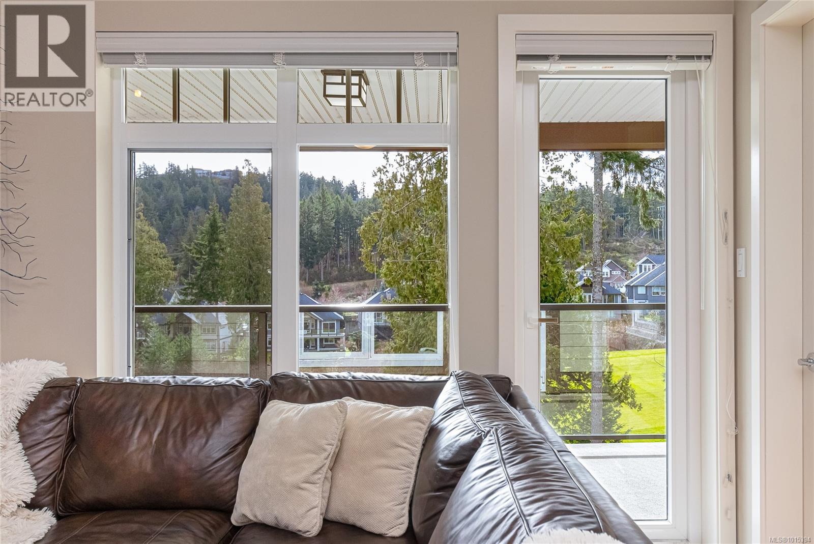 302 1395 Bear Mountain Parkway, Langford