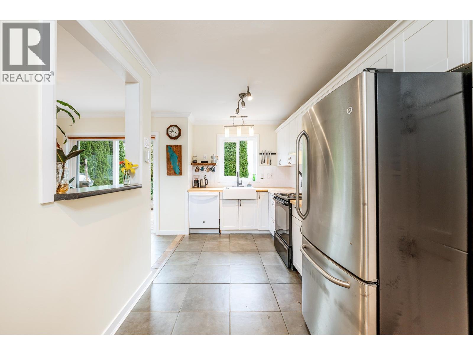 1 38468 WILSON CRESCENT, Squamish