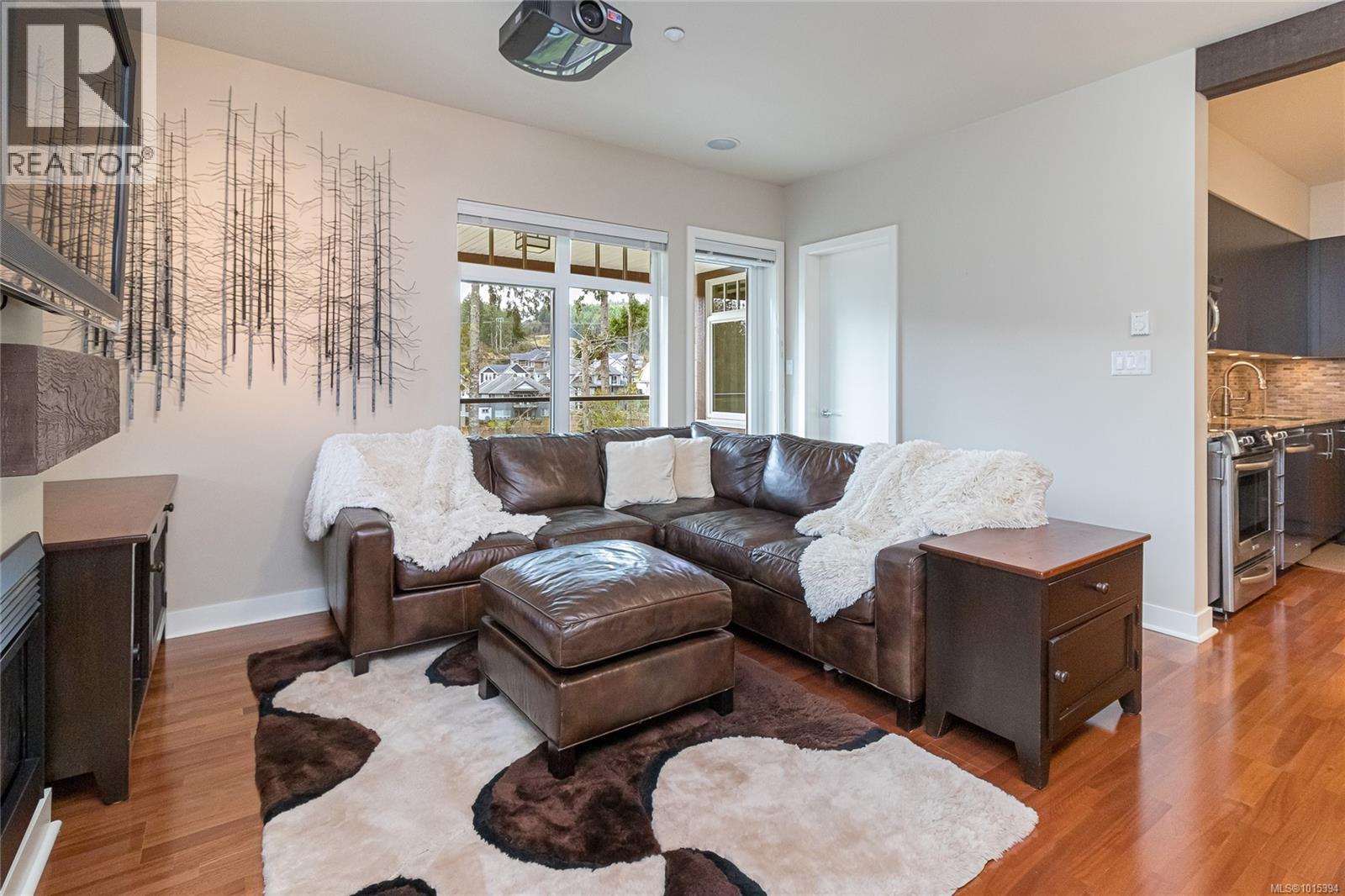 #302 1395 Bear Mountain Pkwy - 1