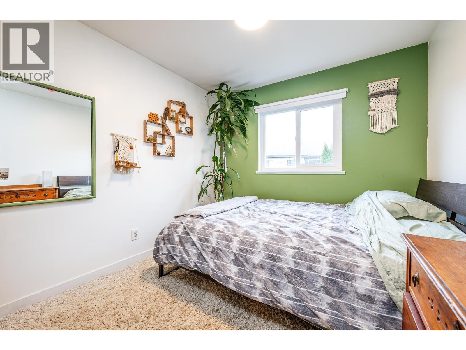 1 38468 WILSON CRESCENT, Squamish