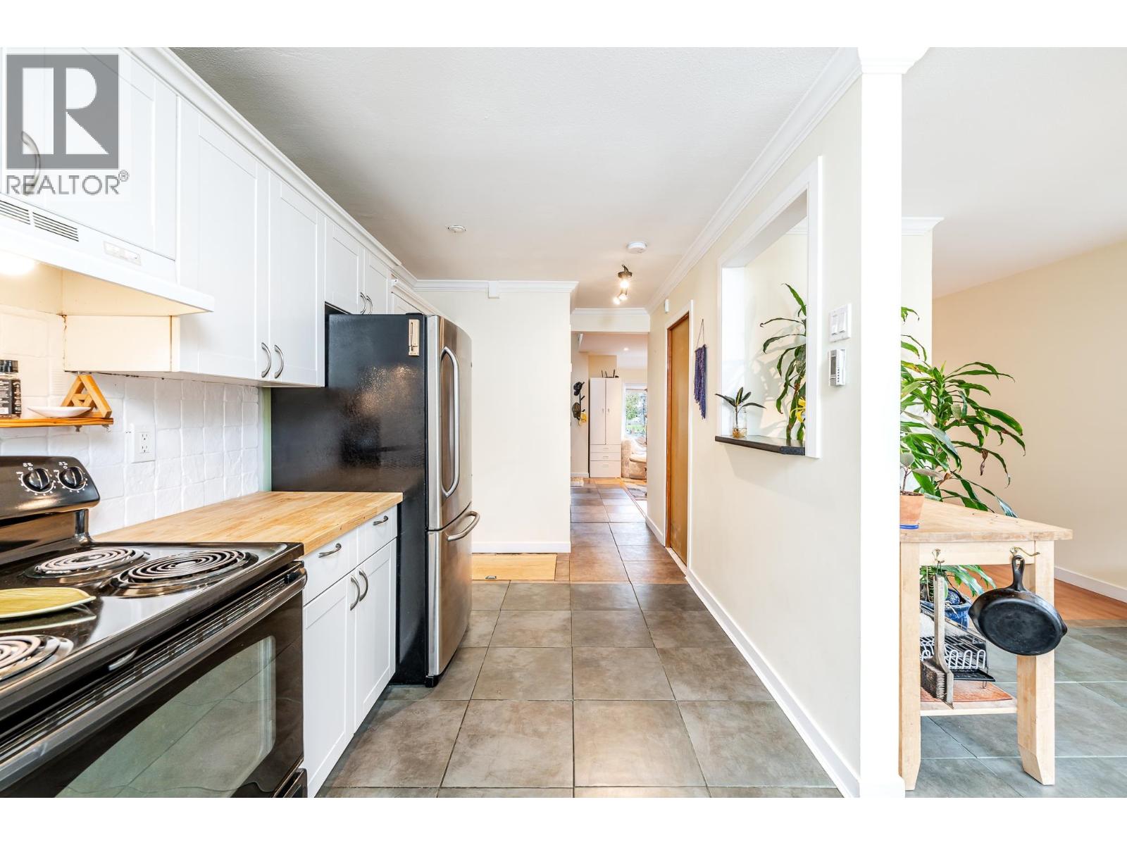 1 38468 WILSON CRESCENT, Squamish