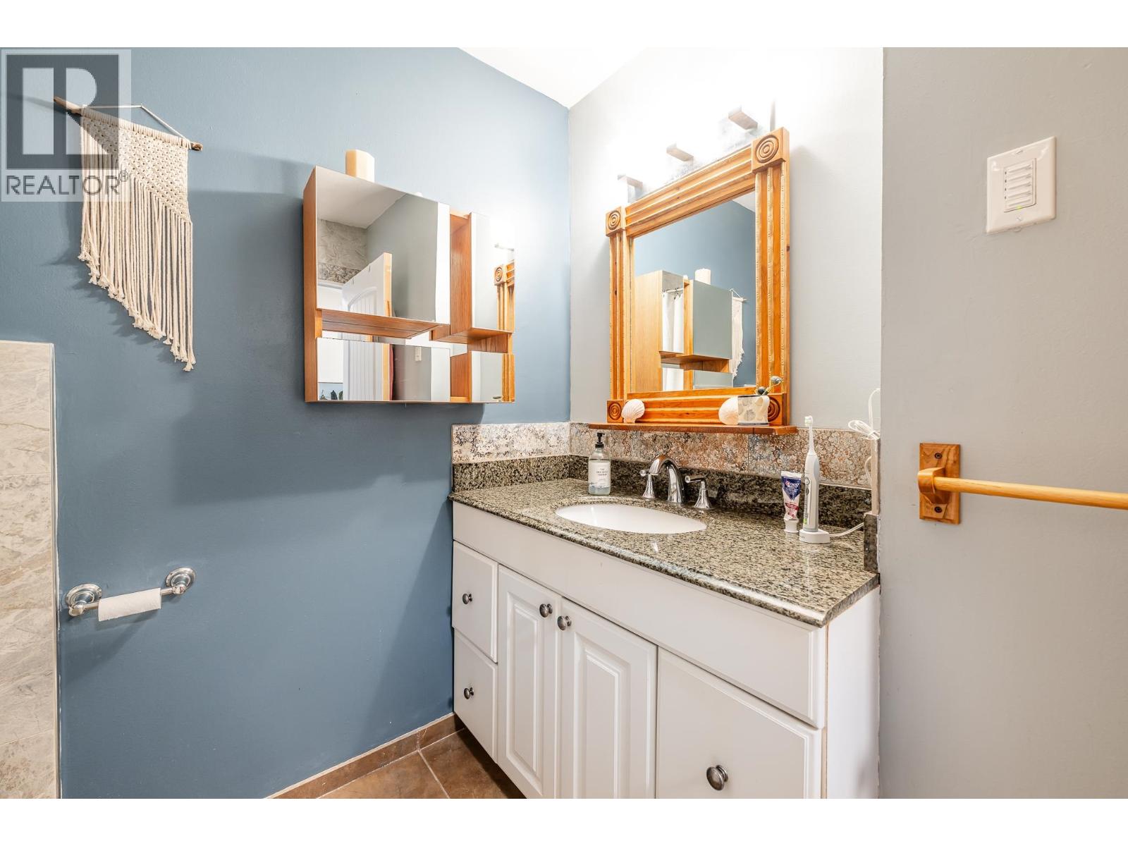 1 38468 WILSON CRESCENT, Squamish