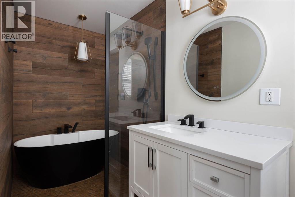 208 Signal Road, Fort McMurray