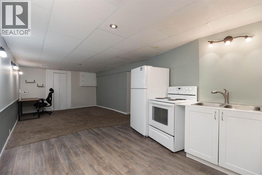 208 Signal Road, Fort McMurray