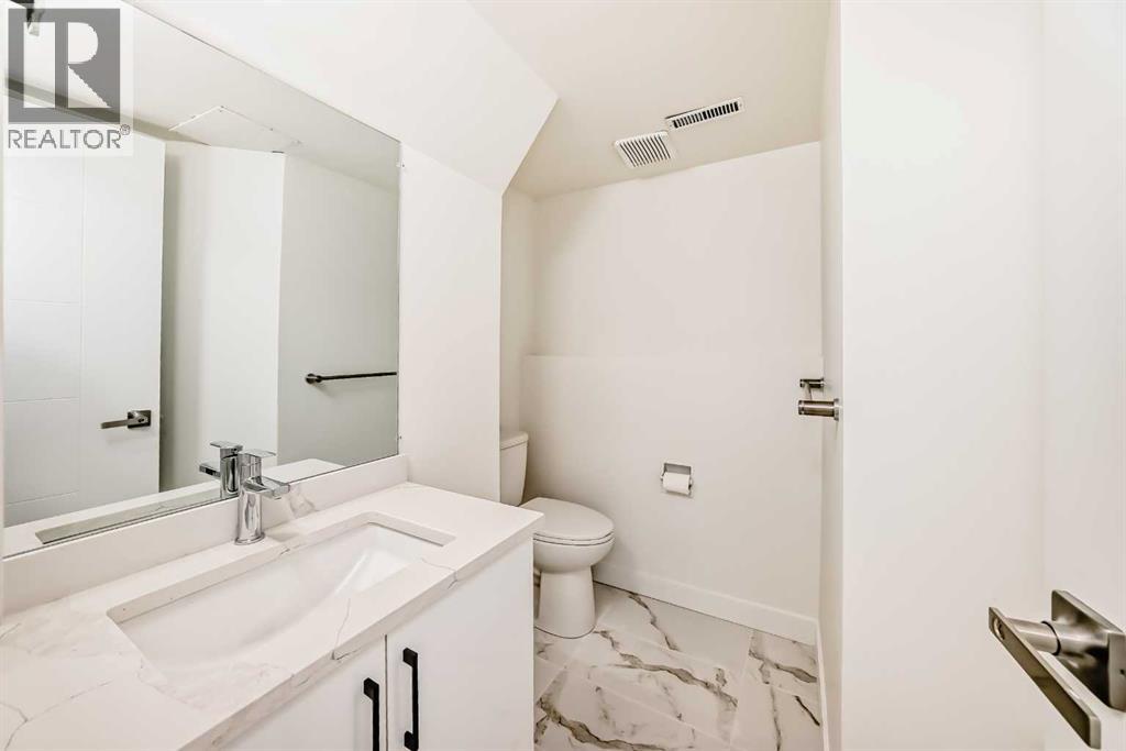 Single Family House 4 Level for Sale in  Rundleridge Drive NE Rundle Calgary 