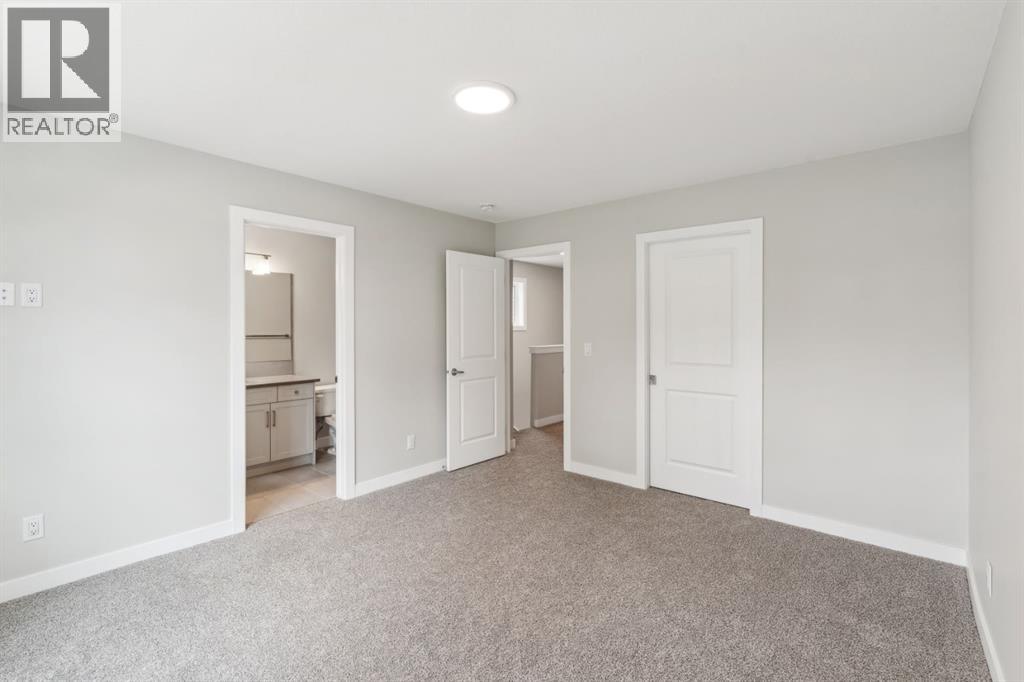 Single Family House for Sale in    Street SE Acadia Calgary 