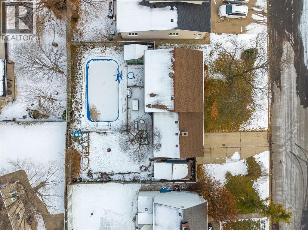 635 Highbury PARK, Sarnia, Ontario, N7V2K1 — Photo 13