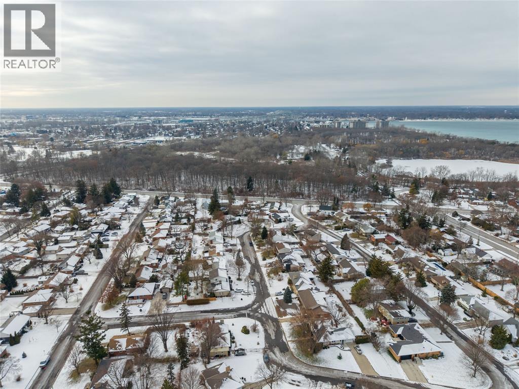 635 Highbury PARK, Sarnia, Ontario, N7V2K1 — Photo 14