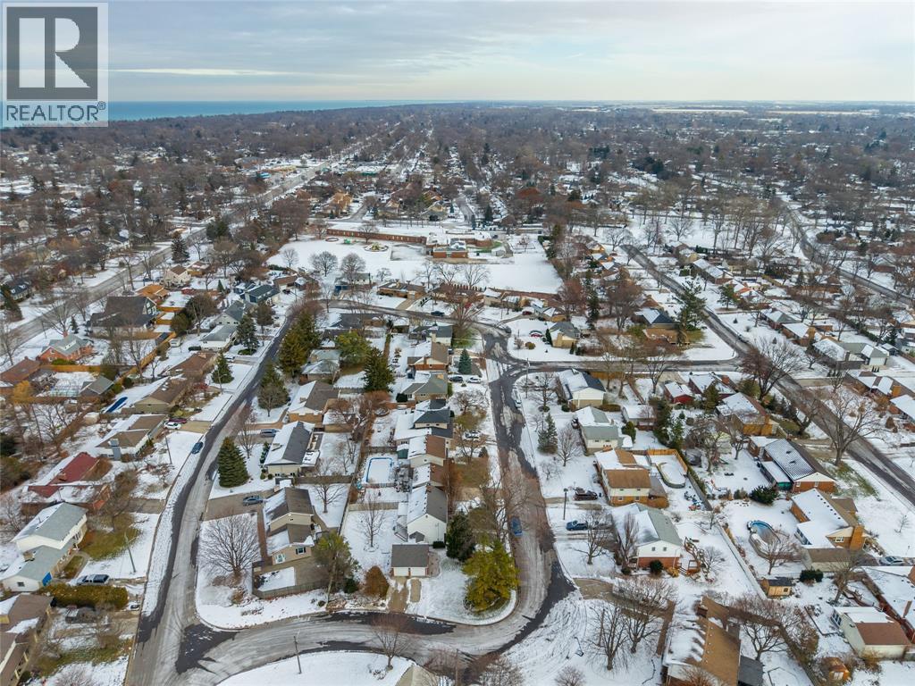635 Highbury PARK, Sarnia, Ontario, N7V2K1 — Photo 19