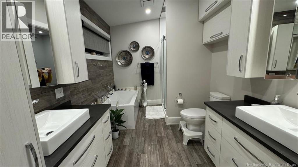 83 Maxime Road - 16