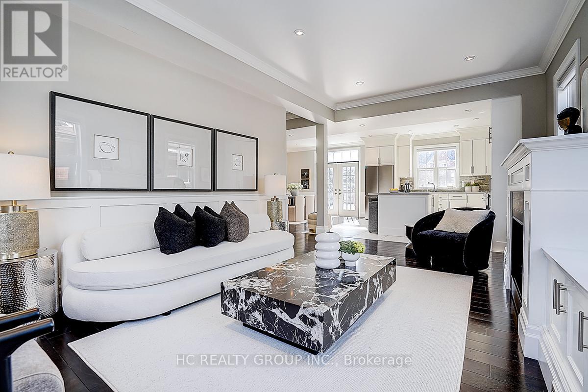 8 BEECH STREET, Markham (Old Markham Village), Ontario