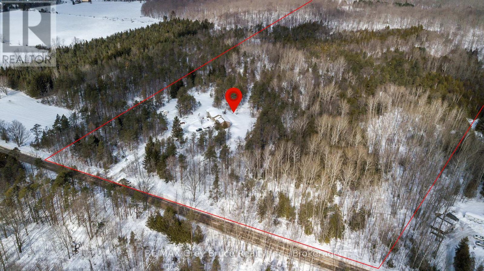 Acreage around the homes