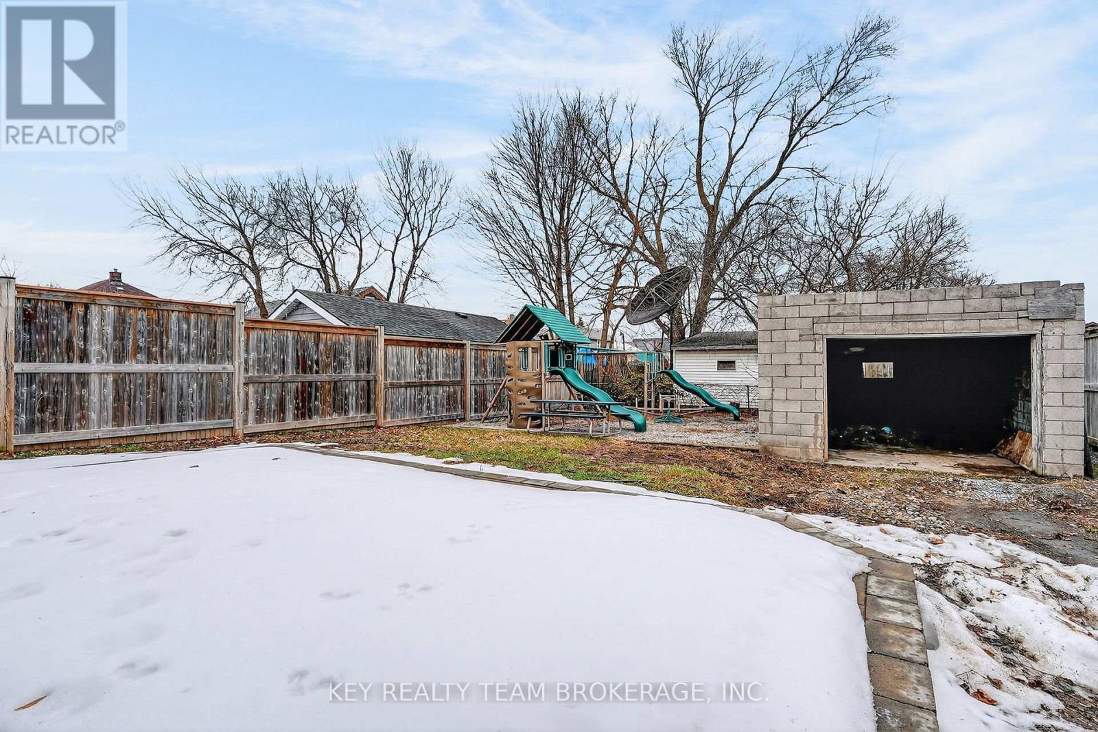 5169 BRIDGE STREET - 26