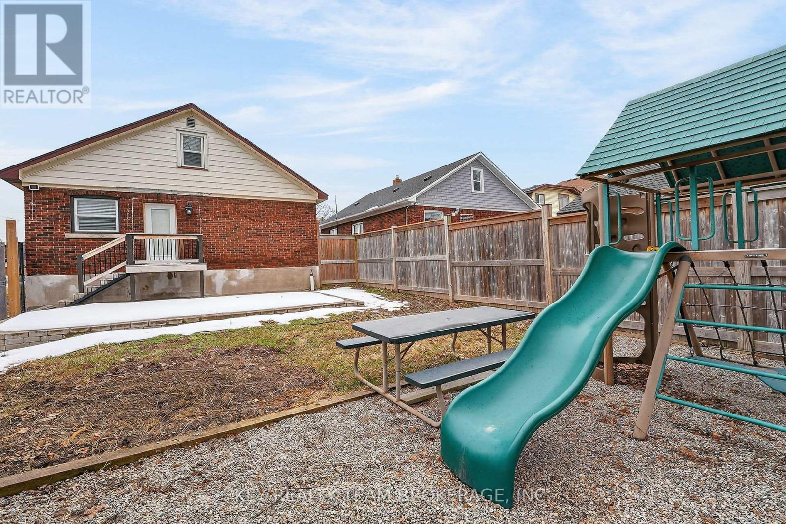 5169 BRIDGE STREET - 29