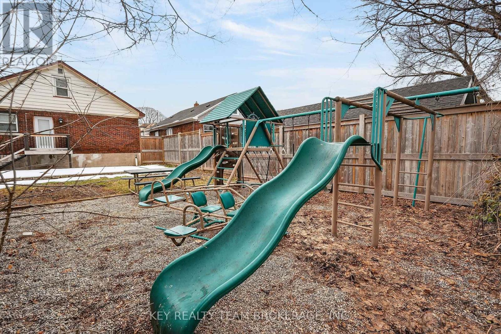 5169 BRIDGE STREET - 30