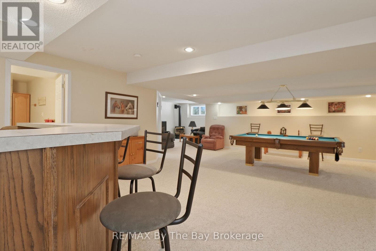 22 BRITTON COURT - 4