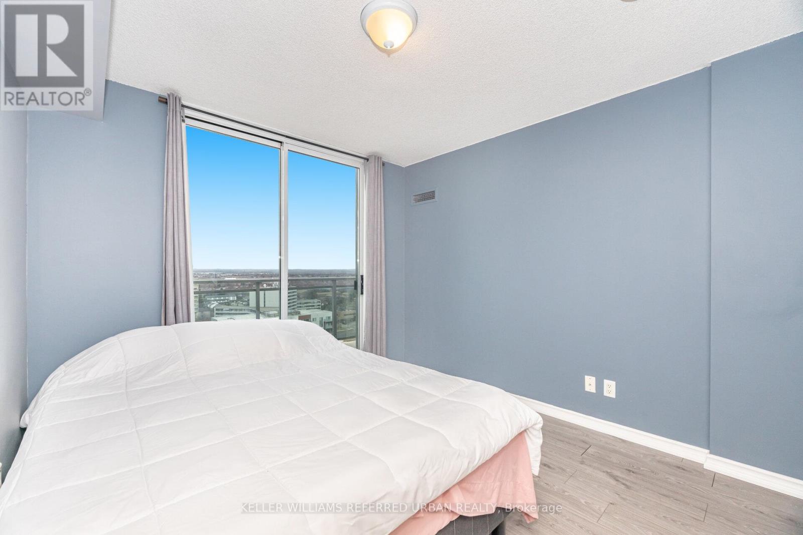 #17K 8 ROSEBANK DRIVE - 13
