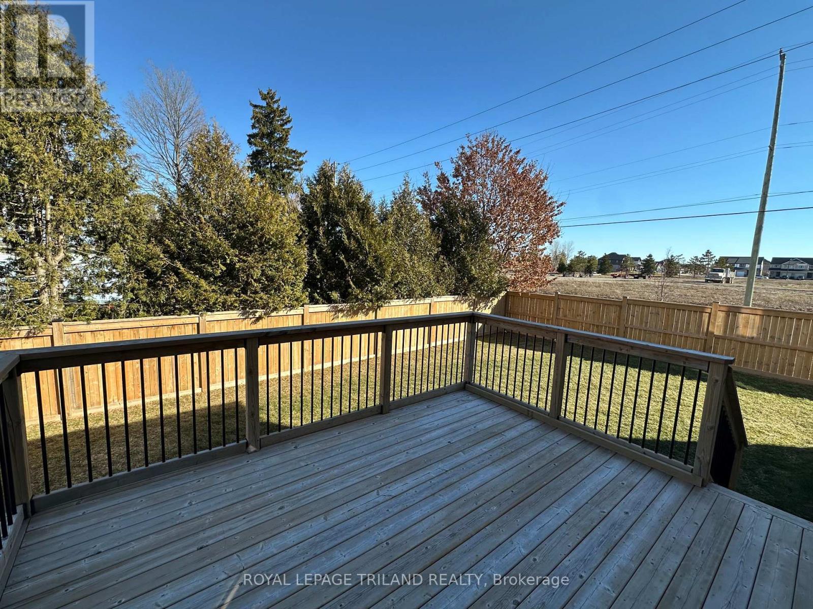 79 HICKORY LANE Property Photo