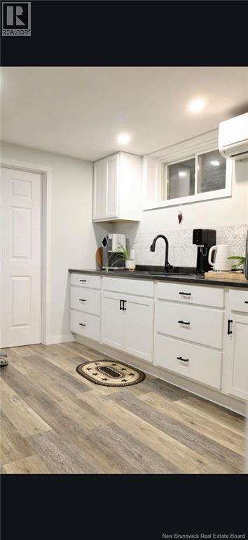 32 VANESSA COURT - 40