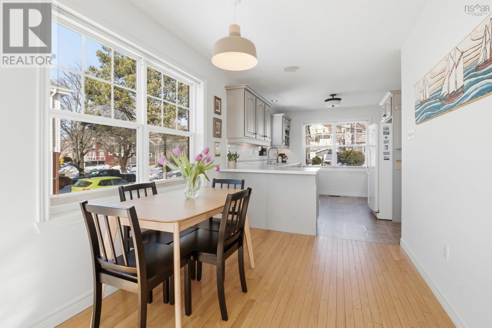 Property 8 of 49 of 3790 Memorial Drive