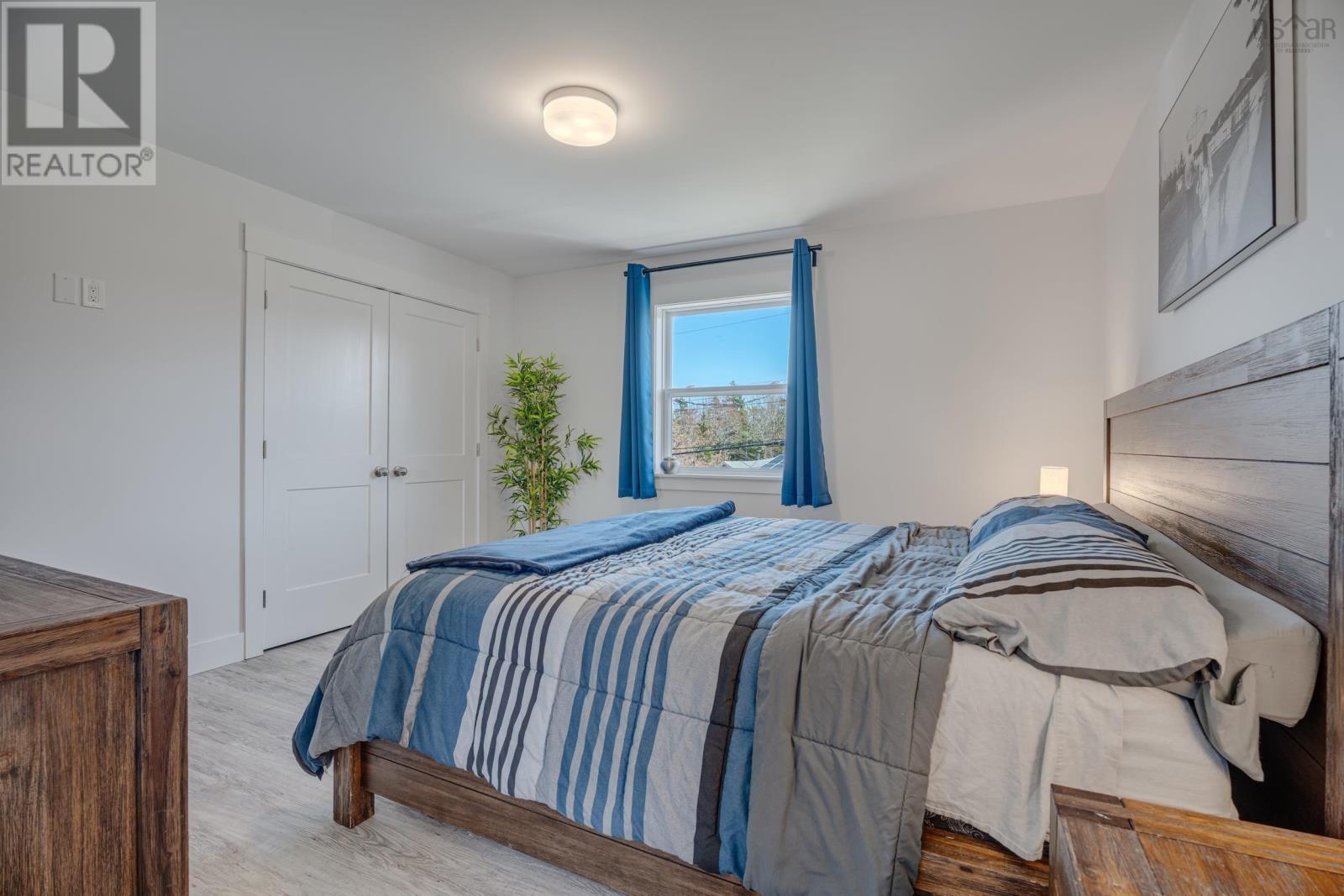 Property 18 of 27 of 29 Club Road