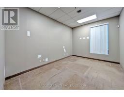1-2 - 20 Baywood Road, Toronto, ON M9V4A8 Photo 8