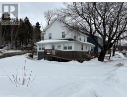11 East Valley Road thumbnail 11